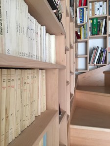 Bibliothèque sur mesure + secrétaire of le dahé en hêtre massif huilé 8790€