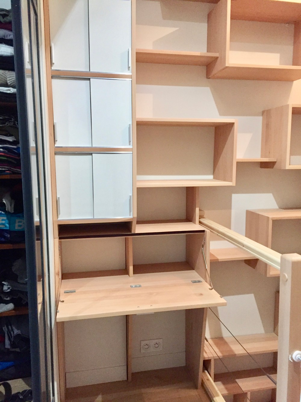 Bibliothèque sur mesure + secrétaire of le dahé en hêtre massif huilé 8790€