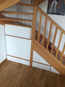 Aménagement sous escalier of le dahé en MDF peint